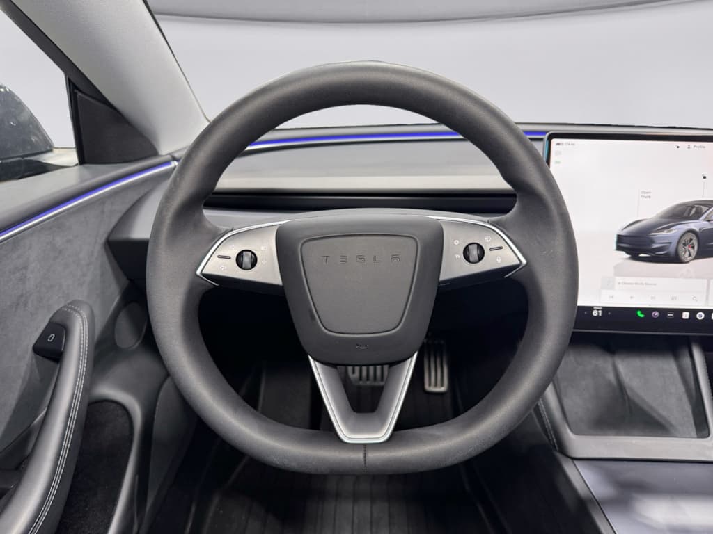 2024 Tesla Model 3 view 8