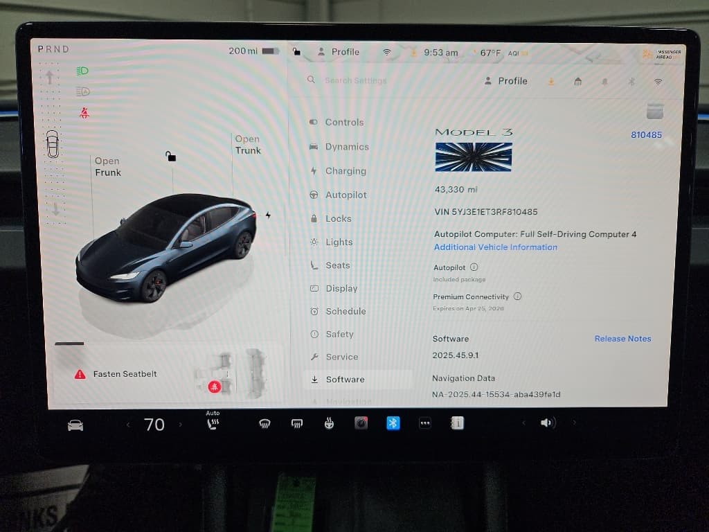 2024 Tesla Model 3 view 11