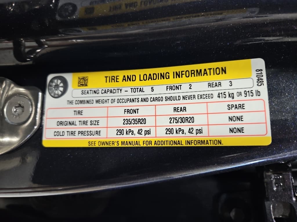 2024 Tesla Model 3 view 28