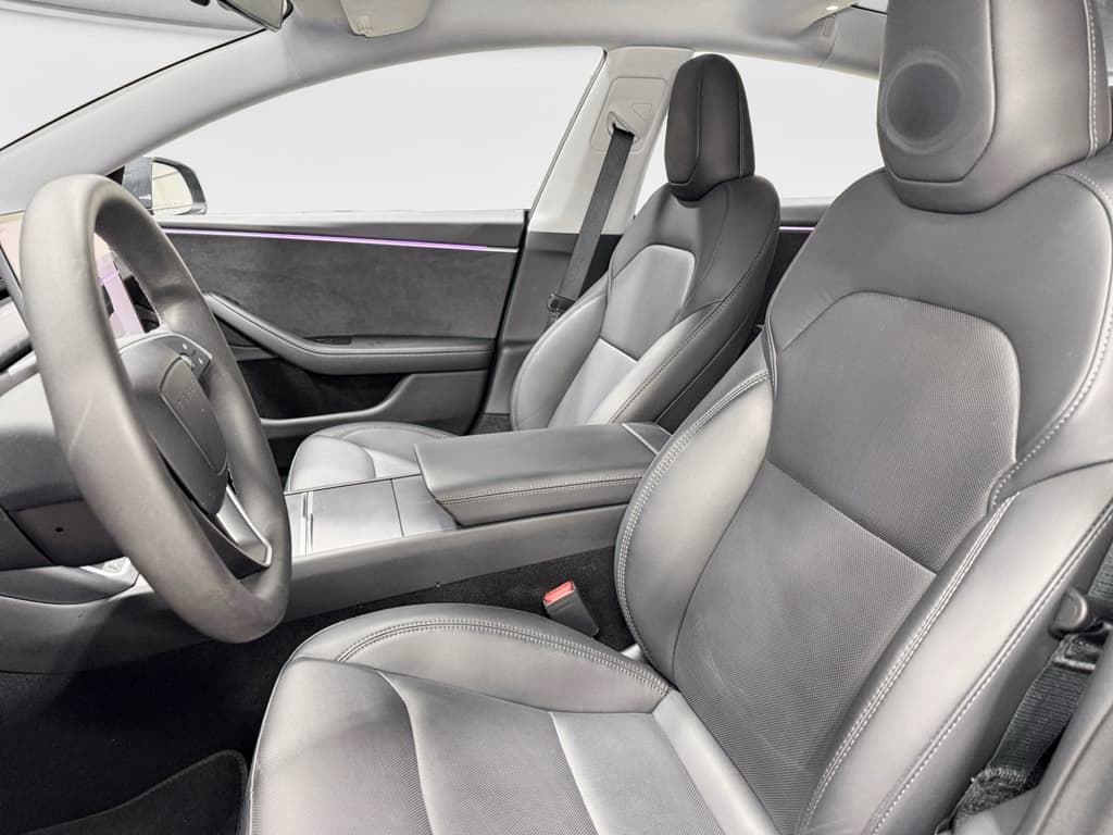 2024 Tesla Model 3 view 14