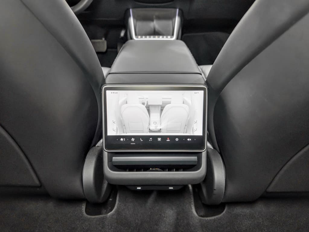 2024 Tesla Model 3 view 18