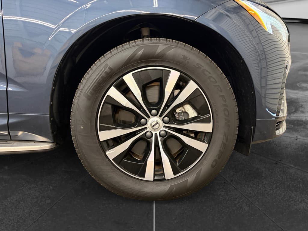 2024 Volvo XC60 view 34