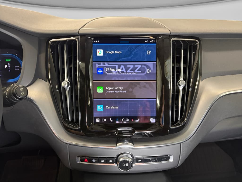 2024 Volvo XC60 view 11