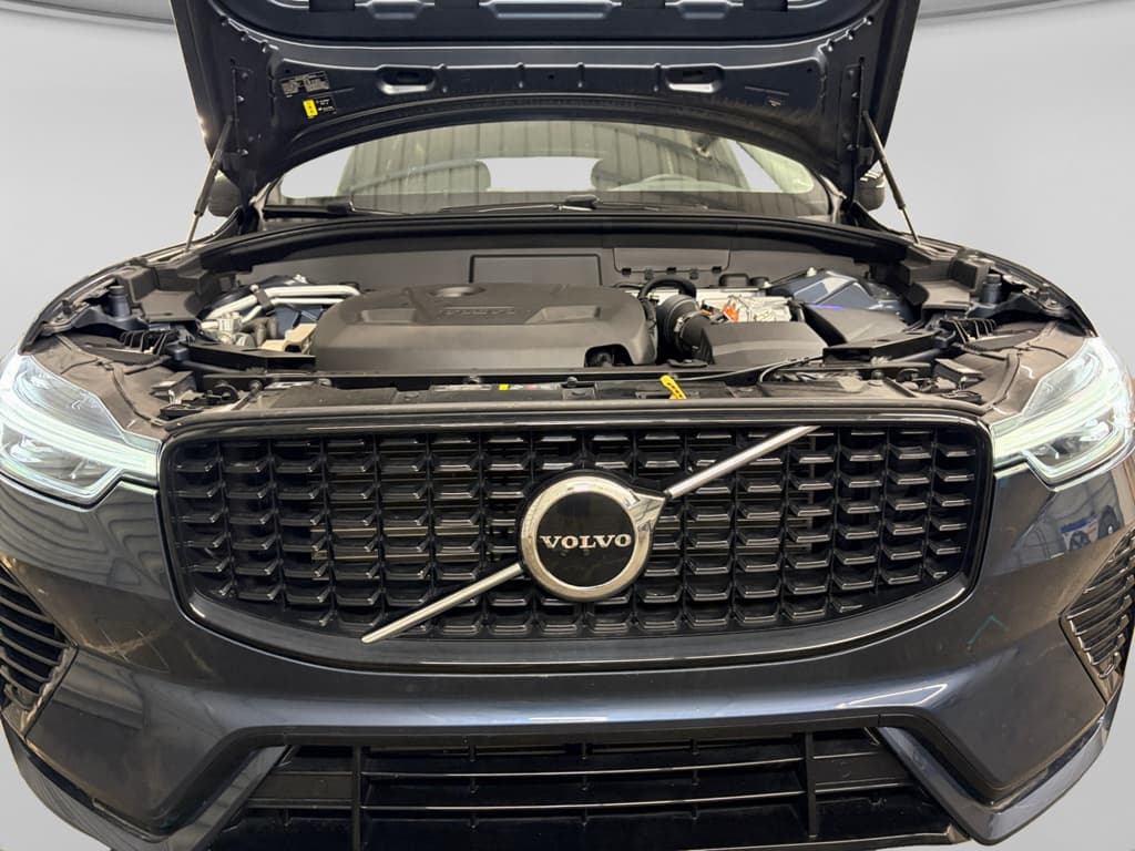 2024 Volvo XC60 view 27