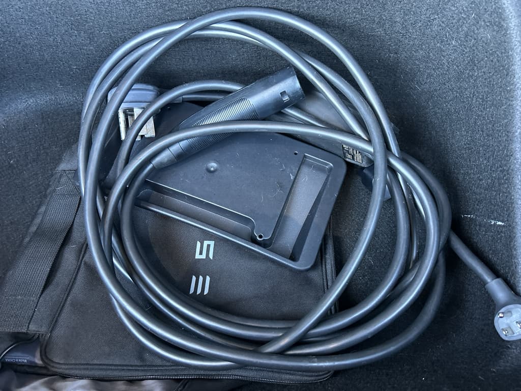 2023 Tesla Model Y view 6