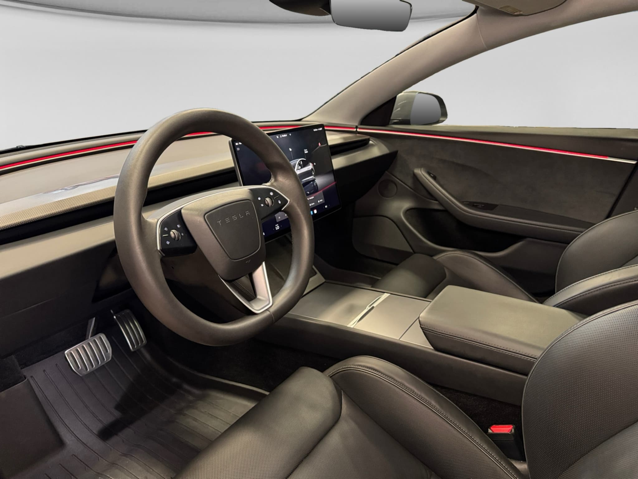 2024 Tesla Model 3 view 17