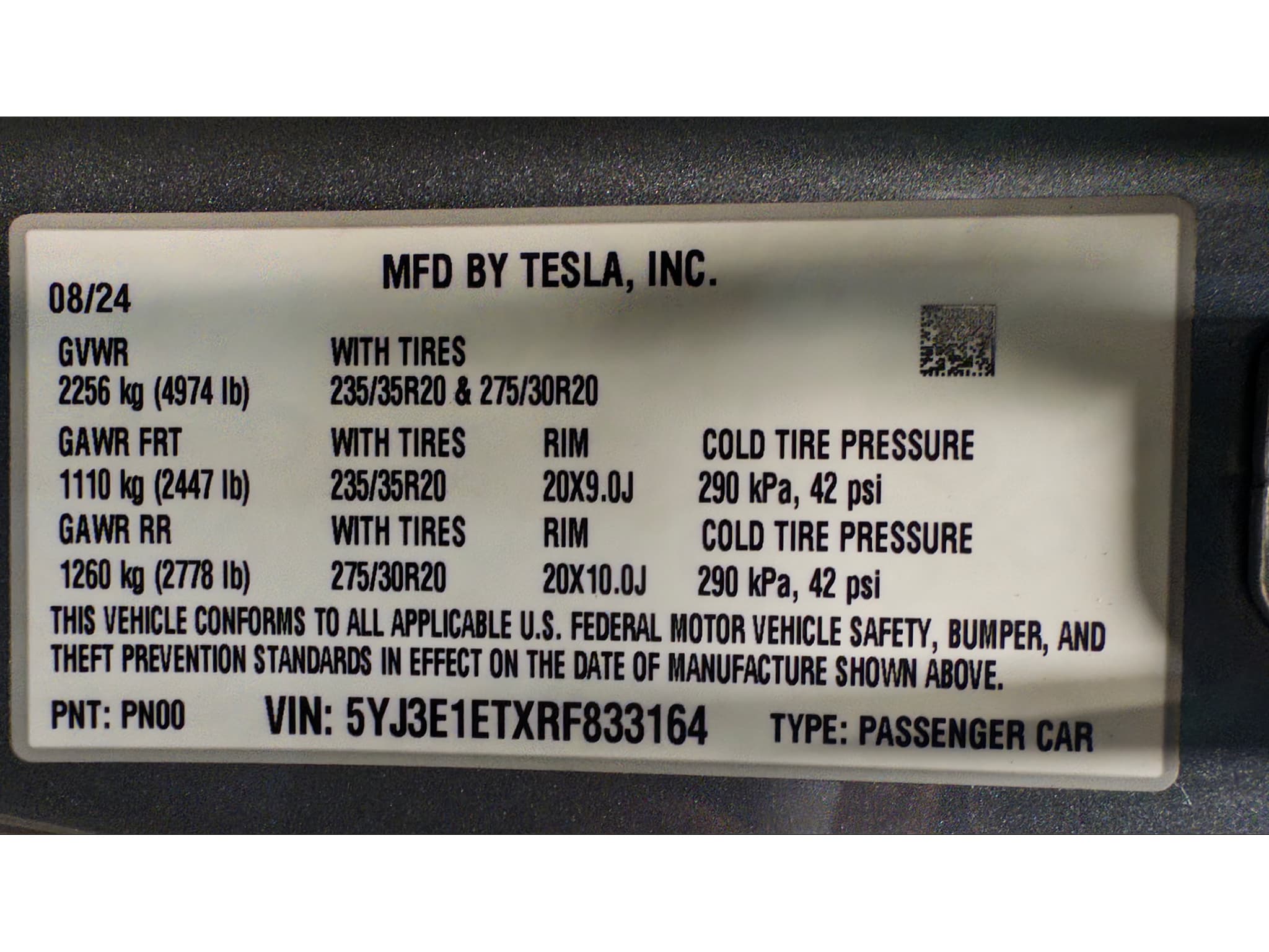 2024 Tesla Model 3 view 28