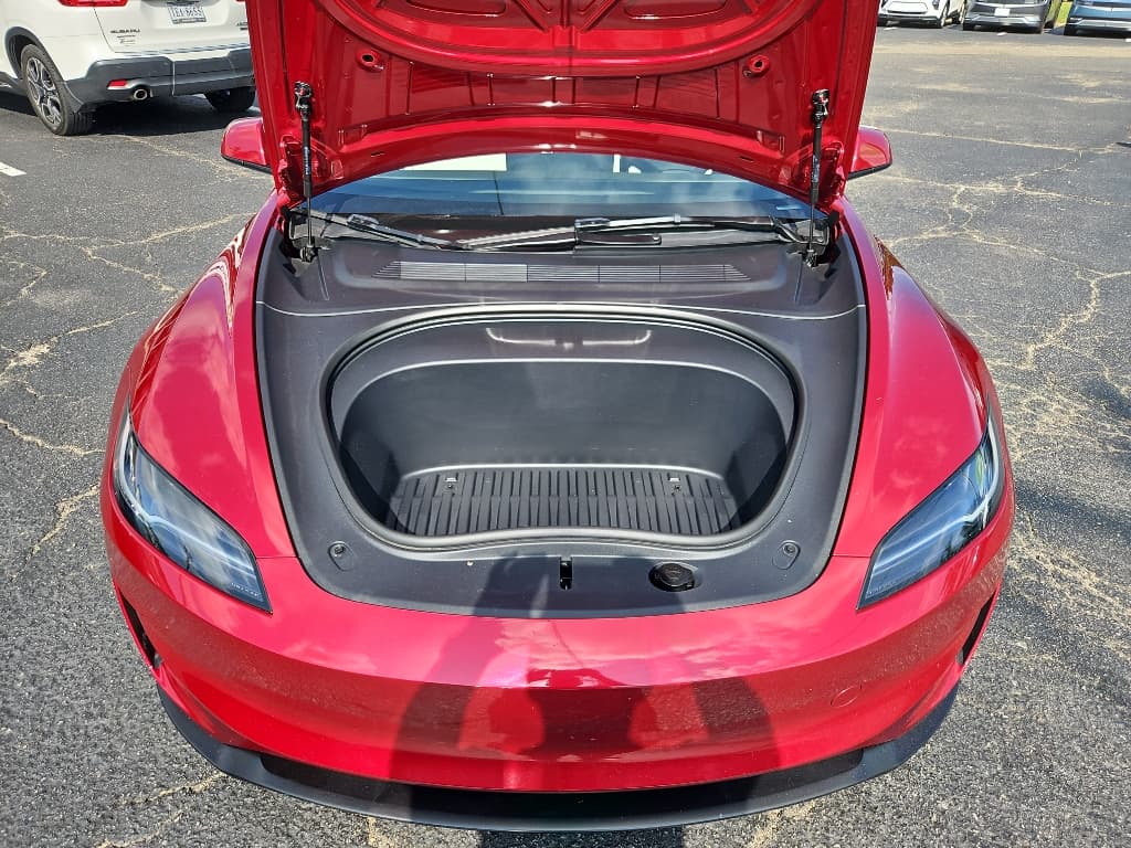 2024 Tesla Model 3 view 24