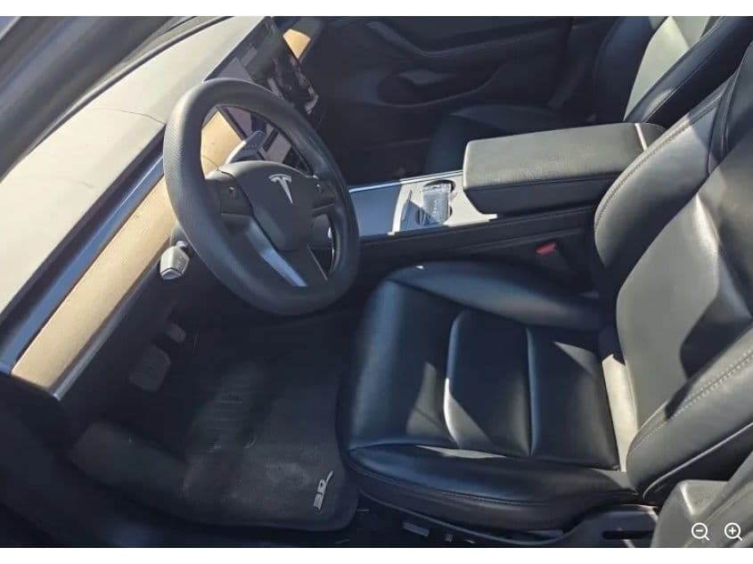 2021 Tesla Model 3 view 5