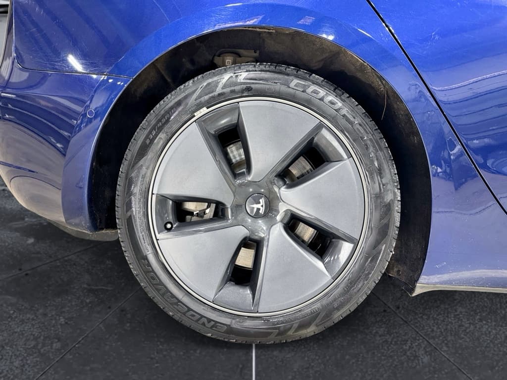2021 Tesla Model 3 view 35