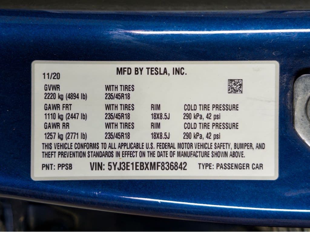 2021 Tesla Model 3 view 27