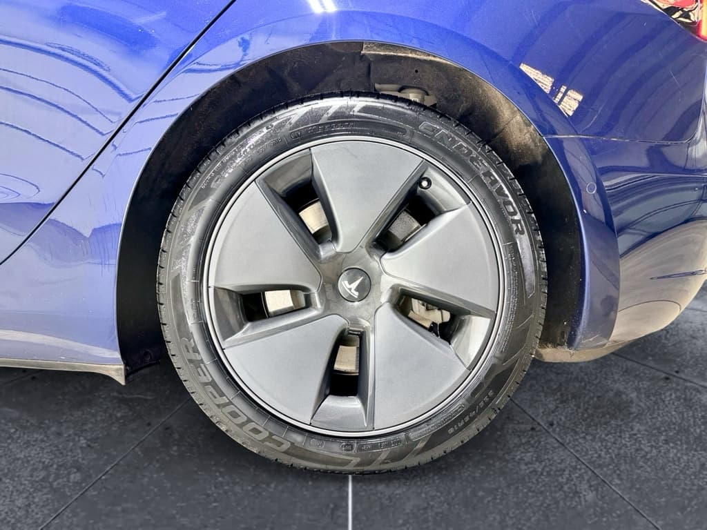 2021 Tesla Model 3 view 31