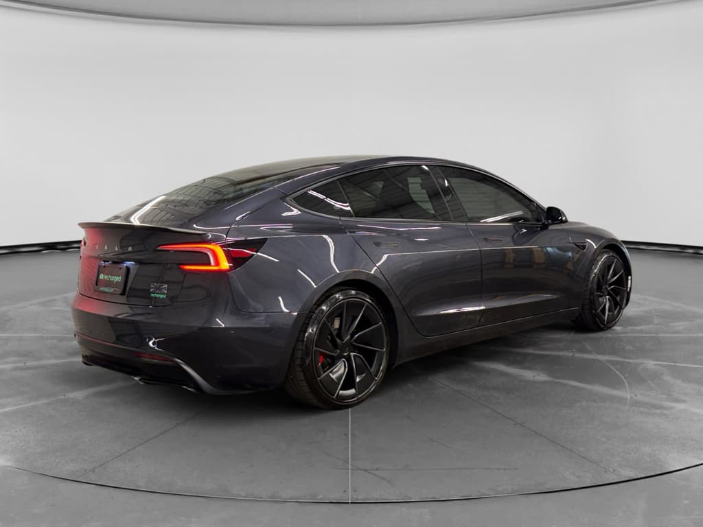 2024 Tesla Model 3 view 3