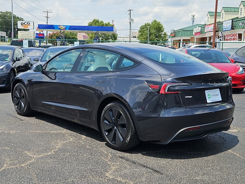 2024 Tesla Model 3 view 2