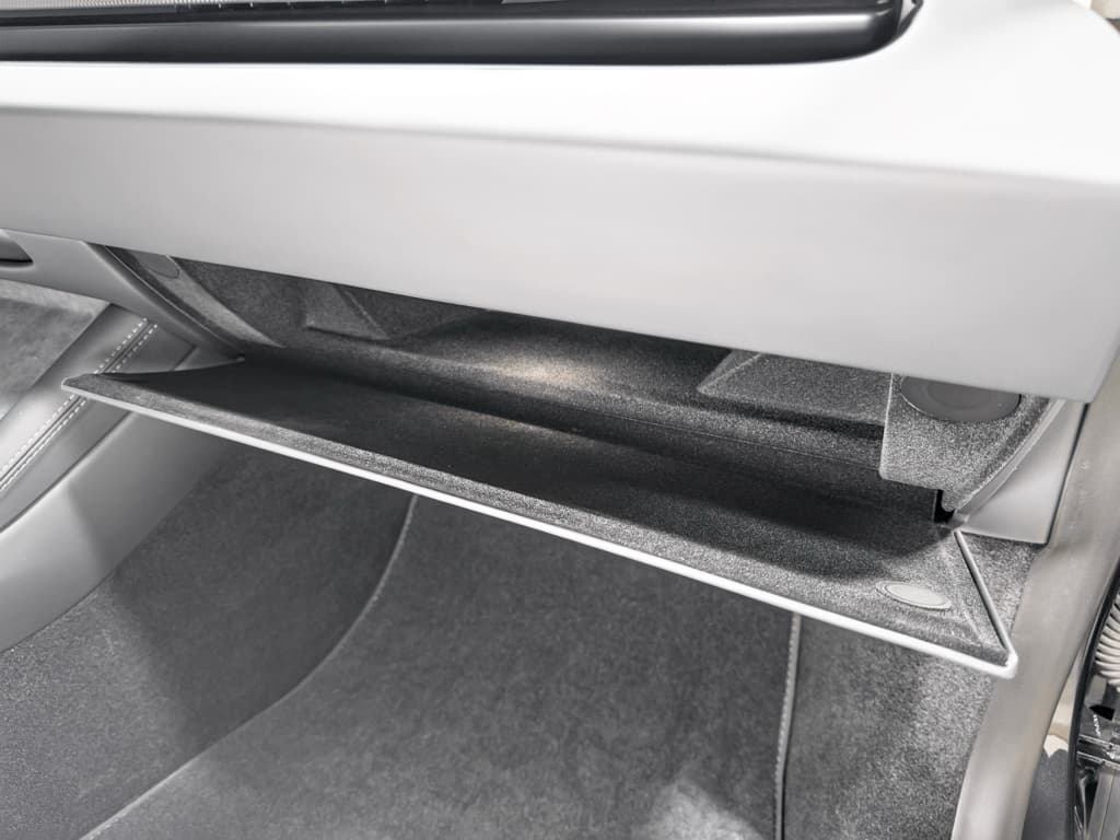 2024 Tesla Model 3 view 19