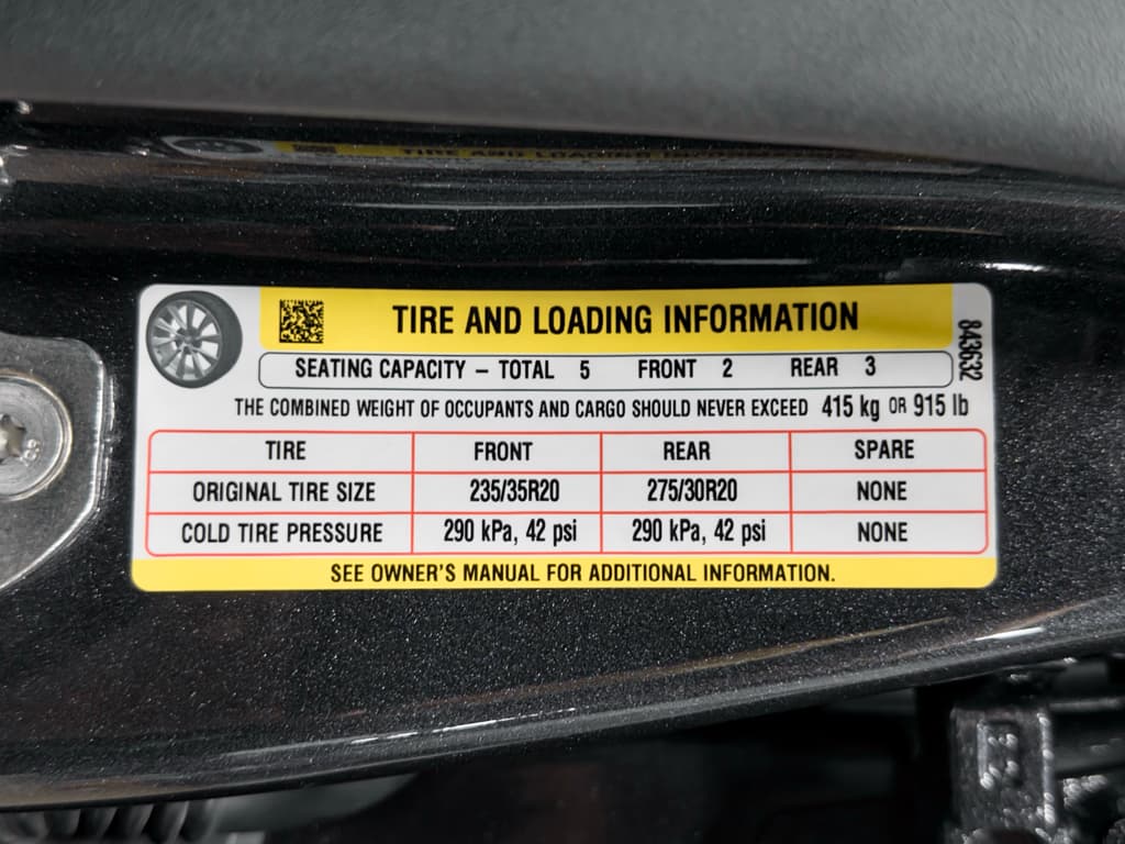 2024 Tesla Model 3 view 29
