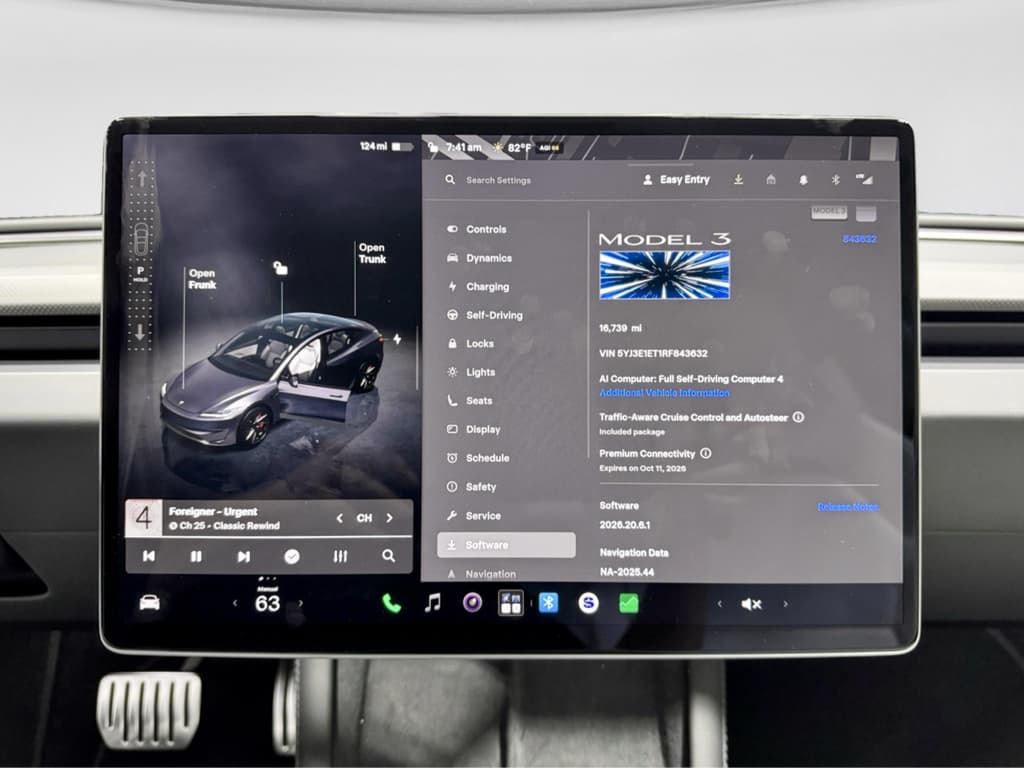 2024 Tesla Model 3 view 11