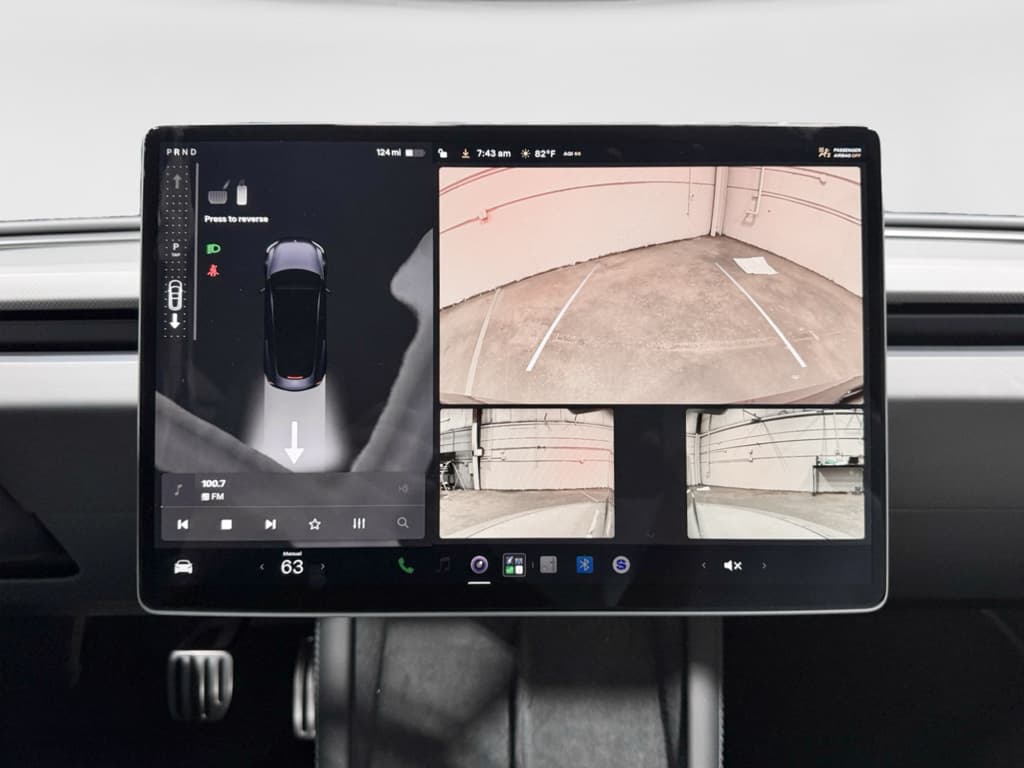 2024 Tesla Model 3 view 14