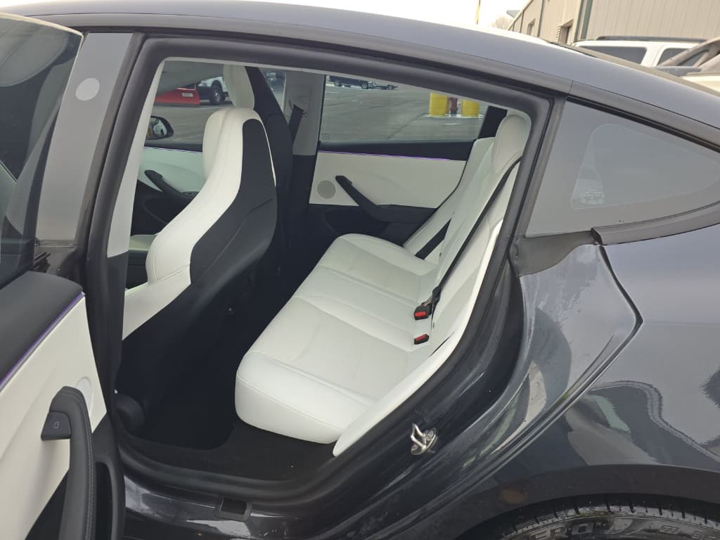 2024 Tesla Model 3 view 2