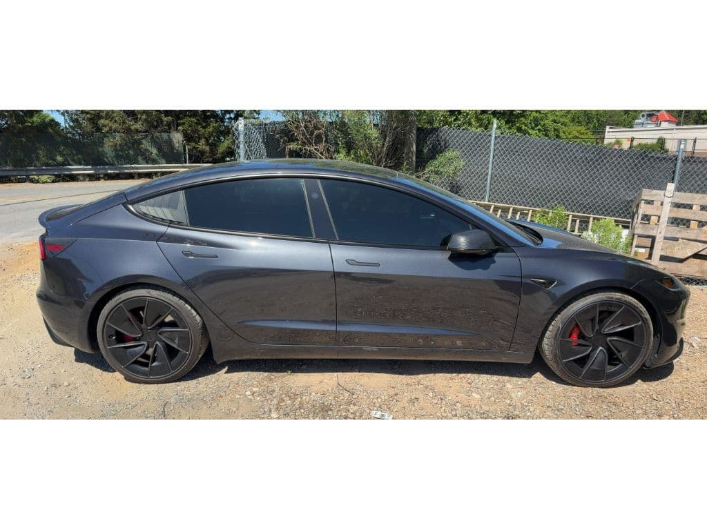 2024 Tesla Model 3 view 3