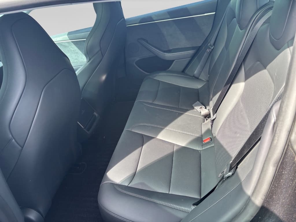 2024 Tesla Model 3 view 10