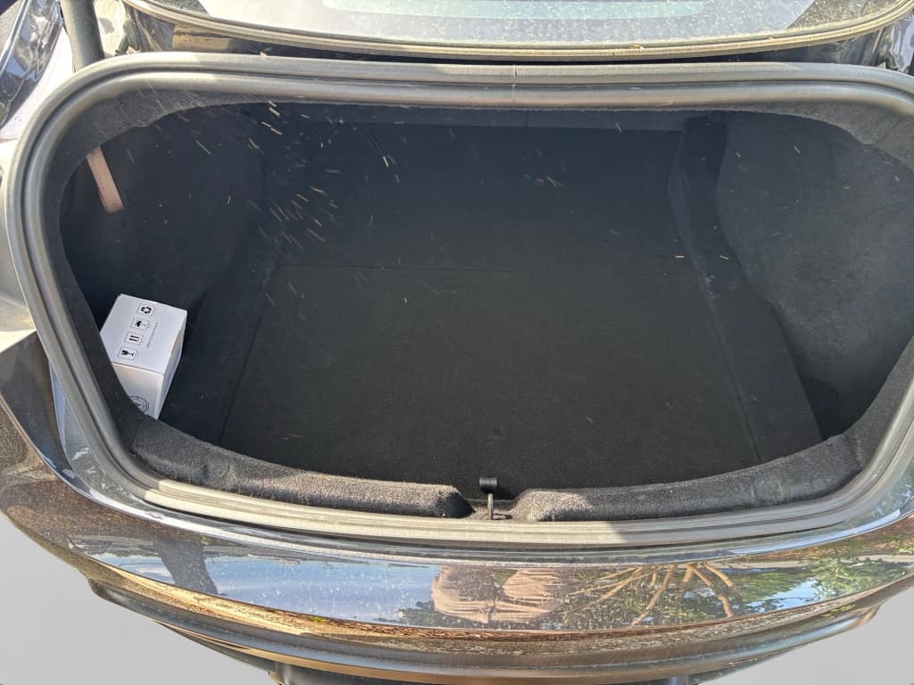2024 Tesla Model 3 view 12