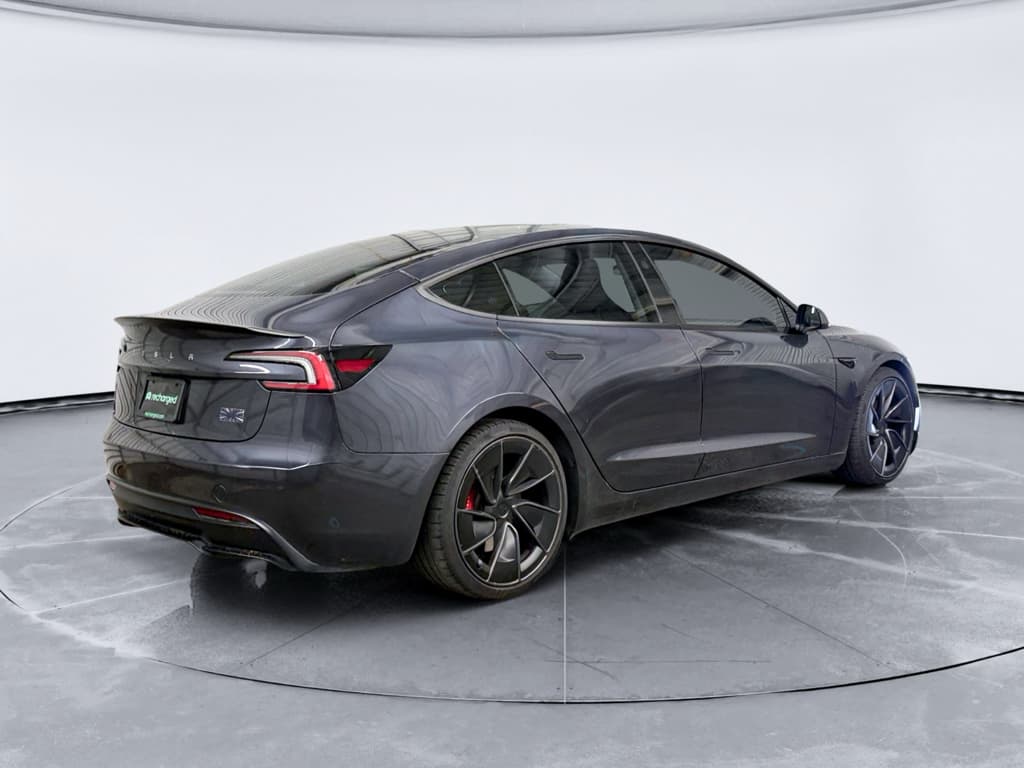 2024 Tesla Model 3 view 3