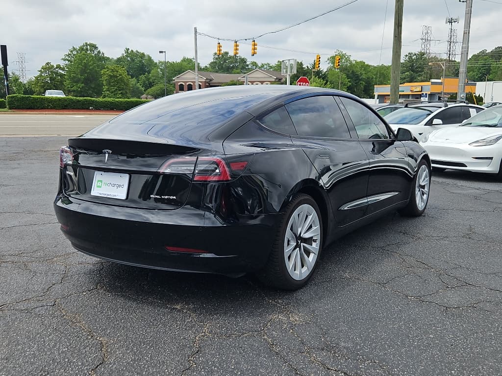 2021 Tesla Model 3 view 3