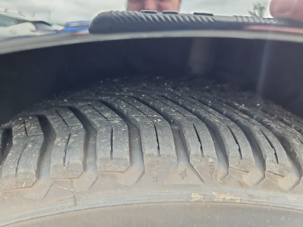 2021 Tesla Model 3 view 27