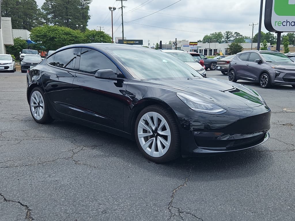 2021 Tesla Model 3 view 4