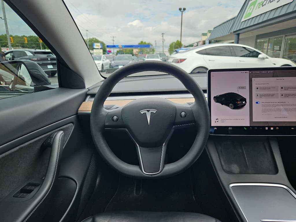 2021 Tesla Model 3 view 8