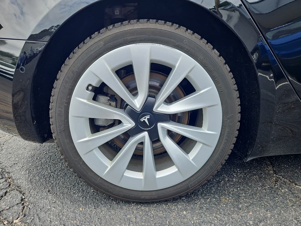 2021 Tesla Model 3 view 28
