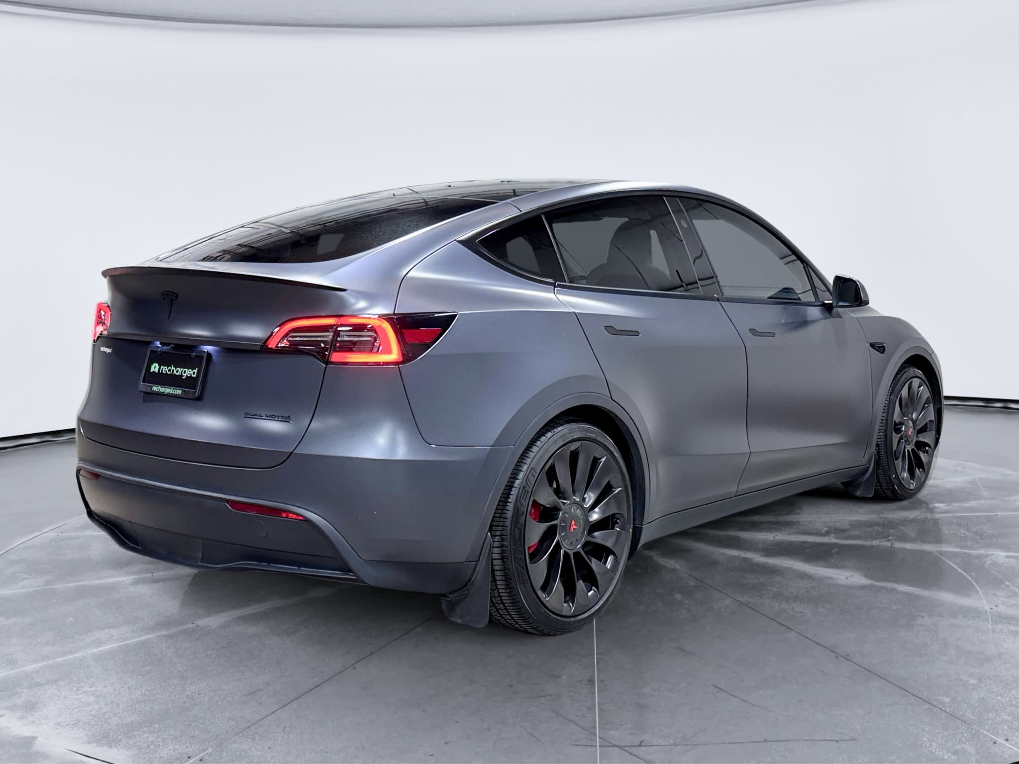 2023 Tesla Model Y view 3