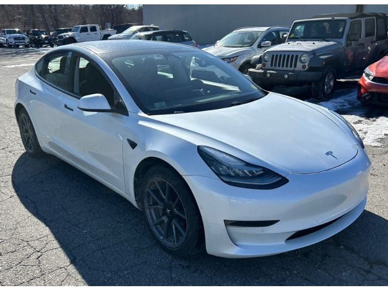 2021 Tesla Model 3 view 3