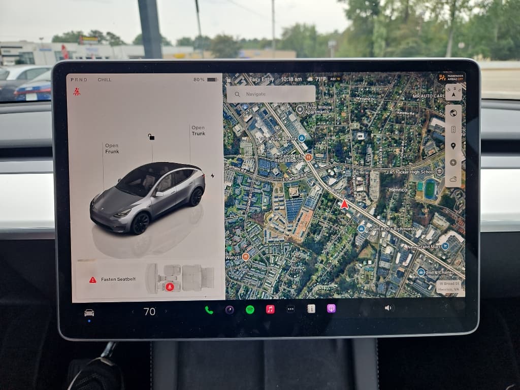 2023 Tesla Model Y view 19