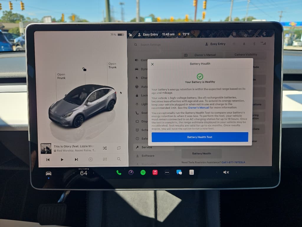 2023 Tesla Model Y view 11