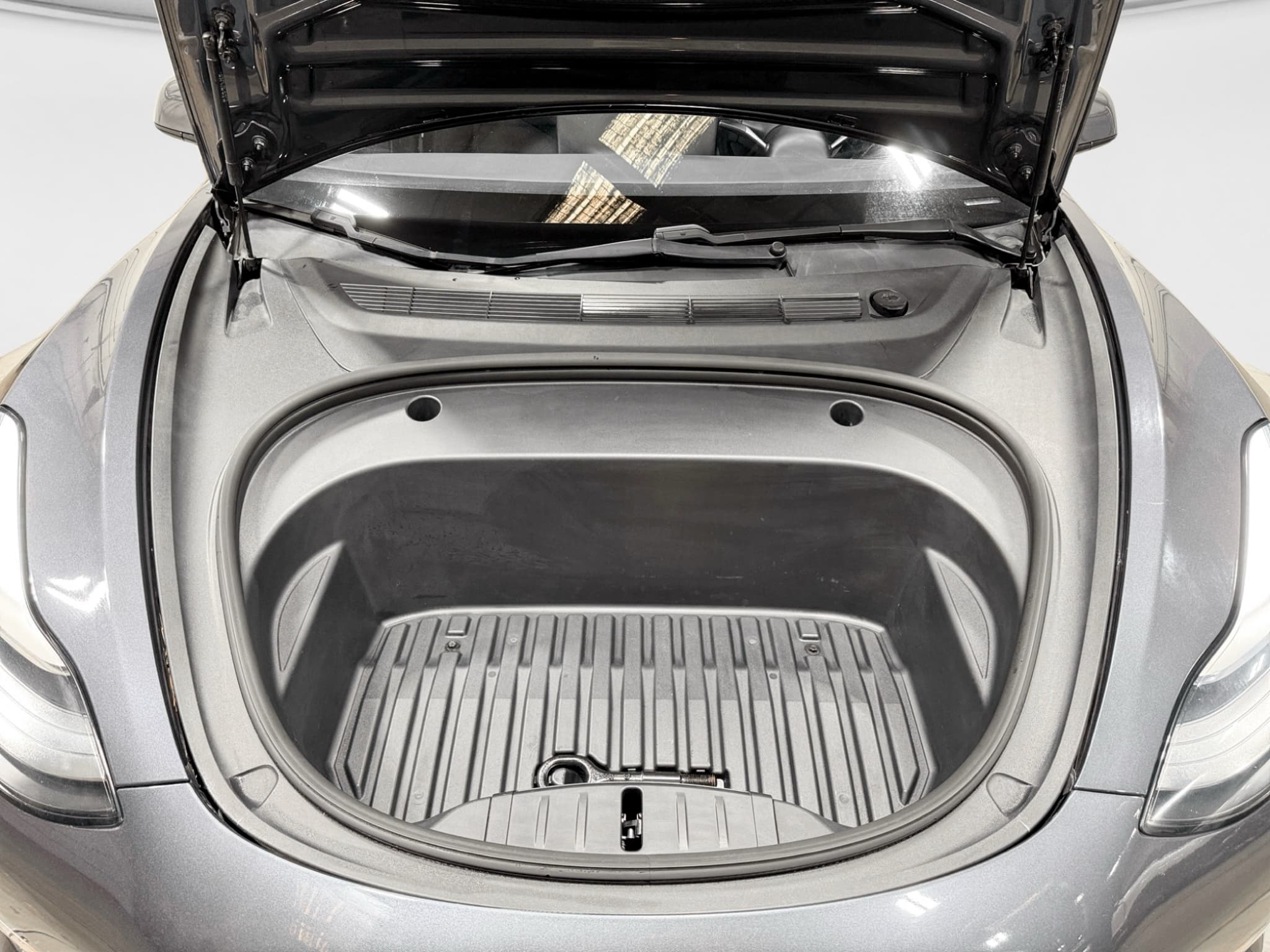 2021 Tesla Model 3 view 23