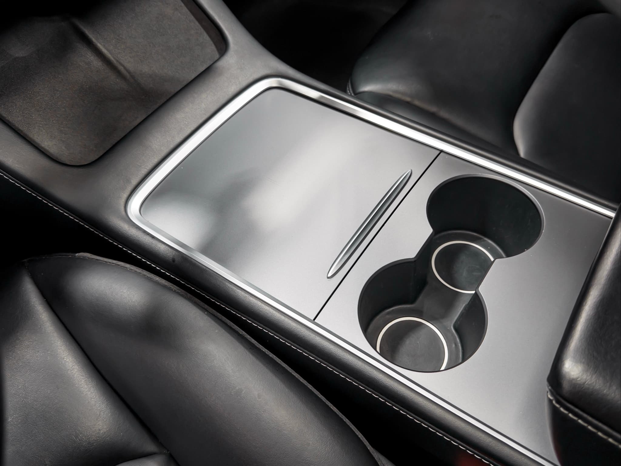 2021 Tesla Model 3 view 17