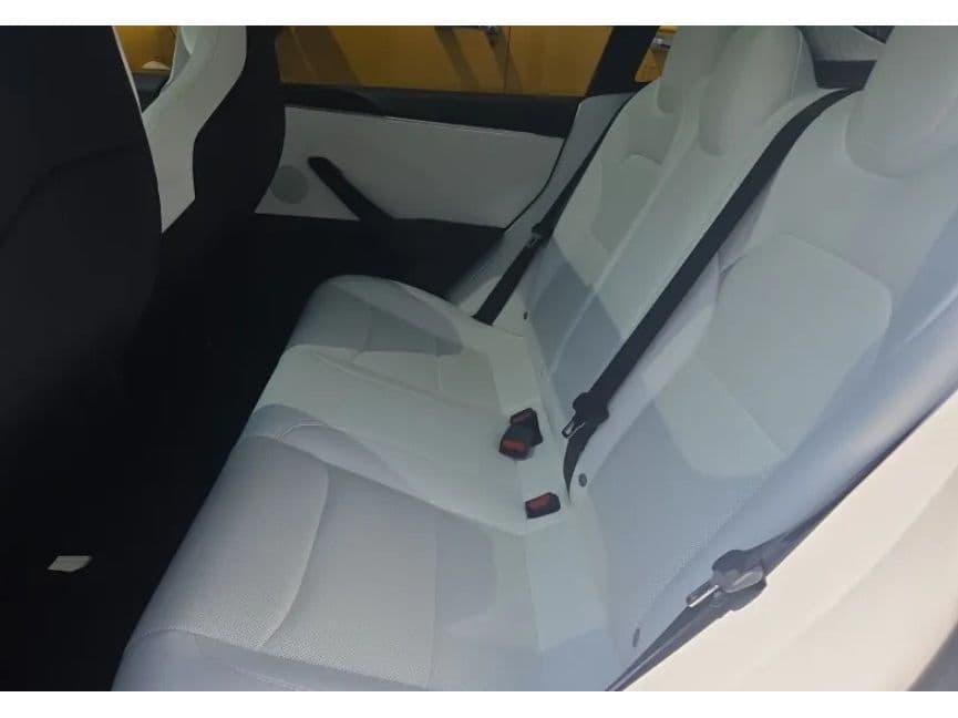2024 Tesla Model 3 view 6