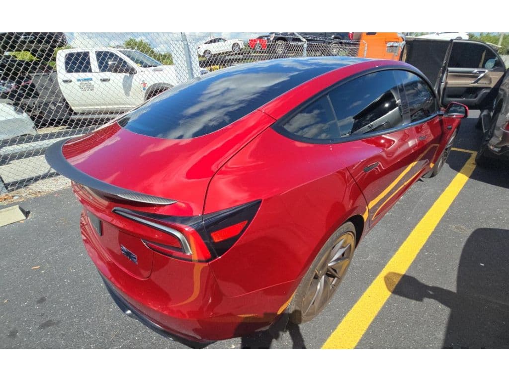 2024 Tesla Model 3 view 3