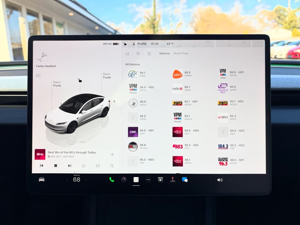 2025 Tesla Model 3 view 13