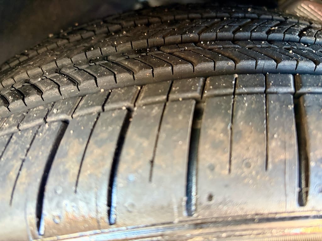 2025 Tesla Model 3 view 34