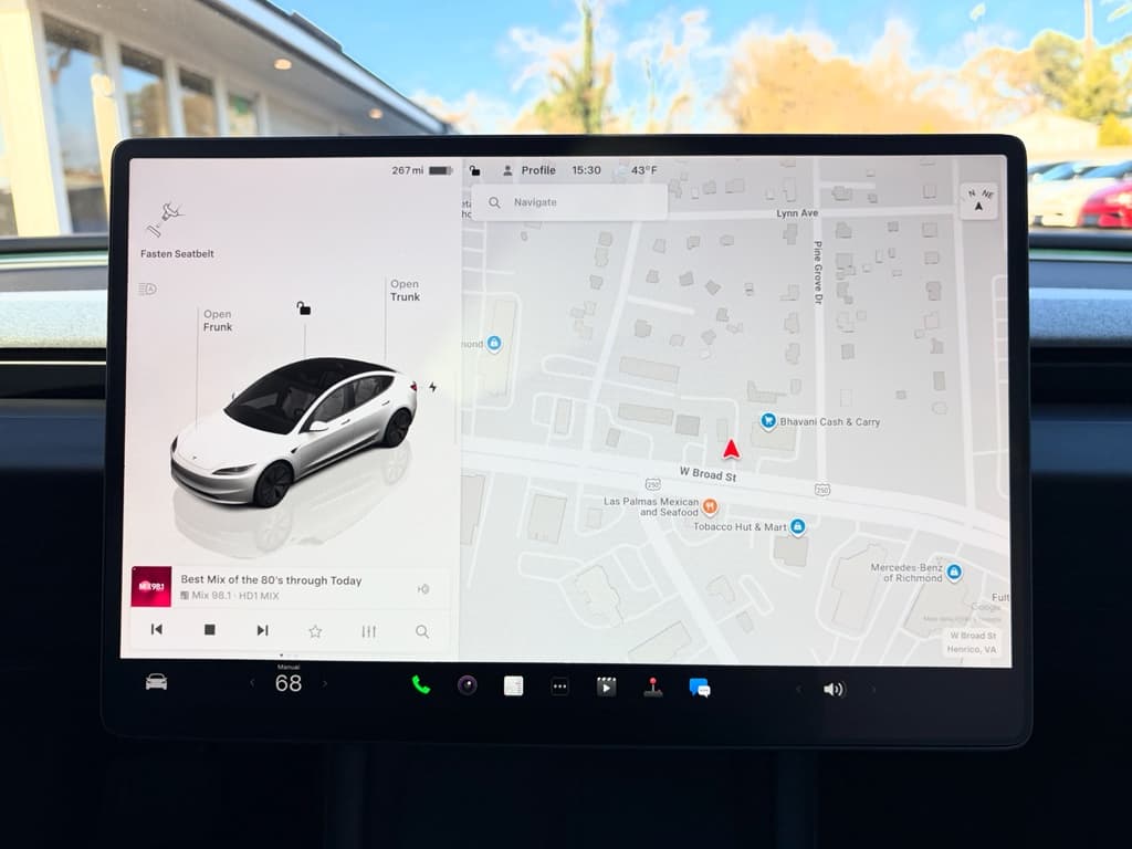 2025 Tesla Model 3 view 14