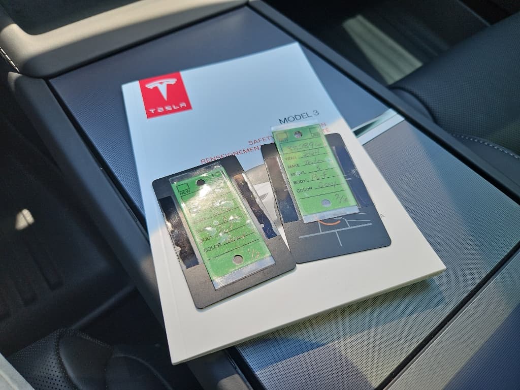 2024 Tesla Model 3 view 14