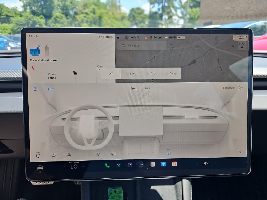2024 Tesla Model 3 view 10