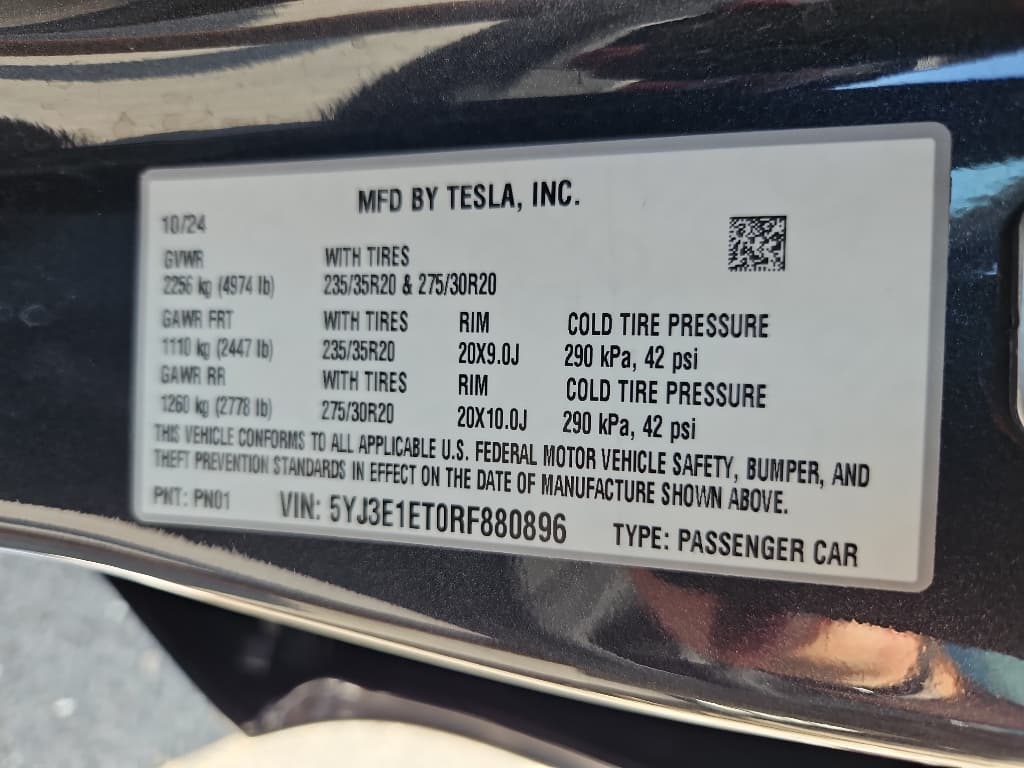 2024 Tesla Model 3 view 21