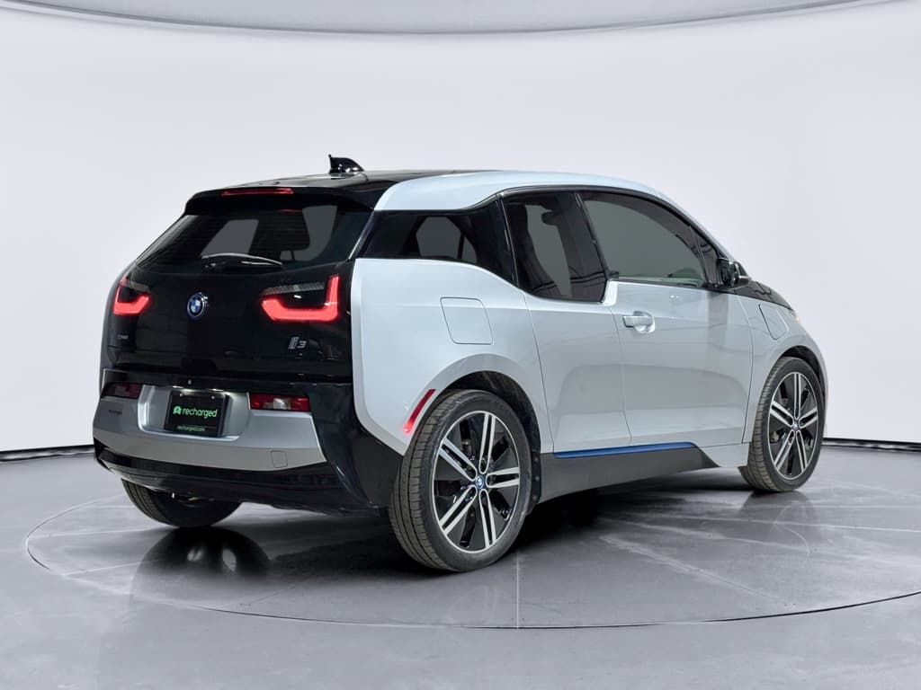 2017 BMW i3 view 3