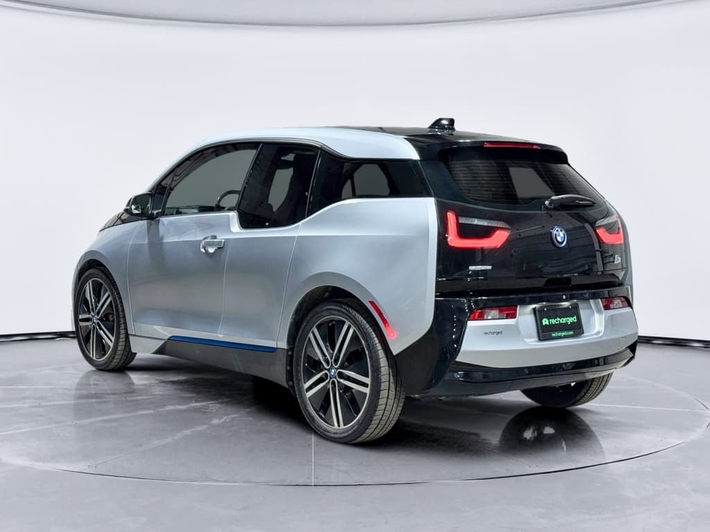2017 BMW i3 view 2