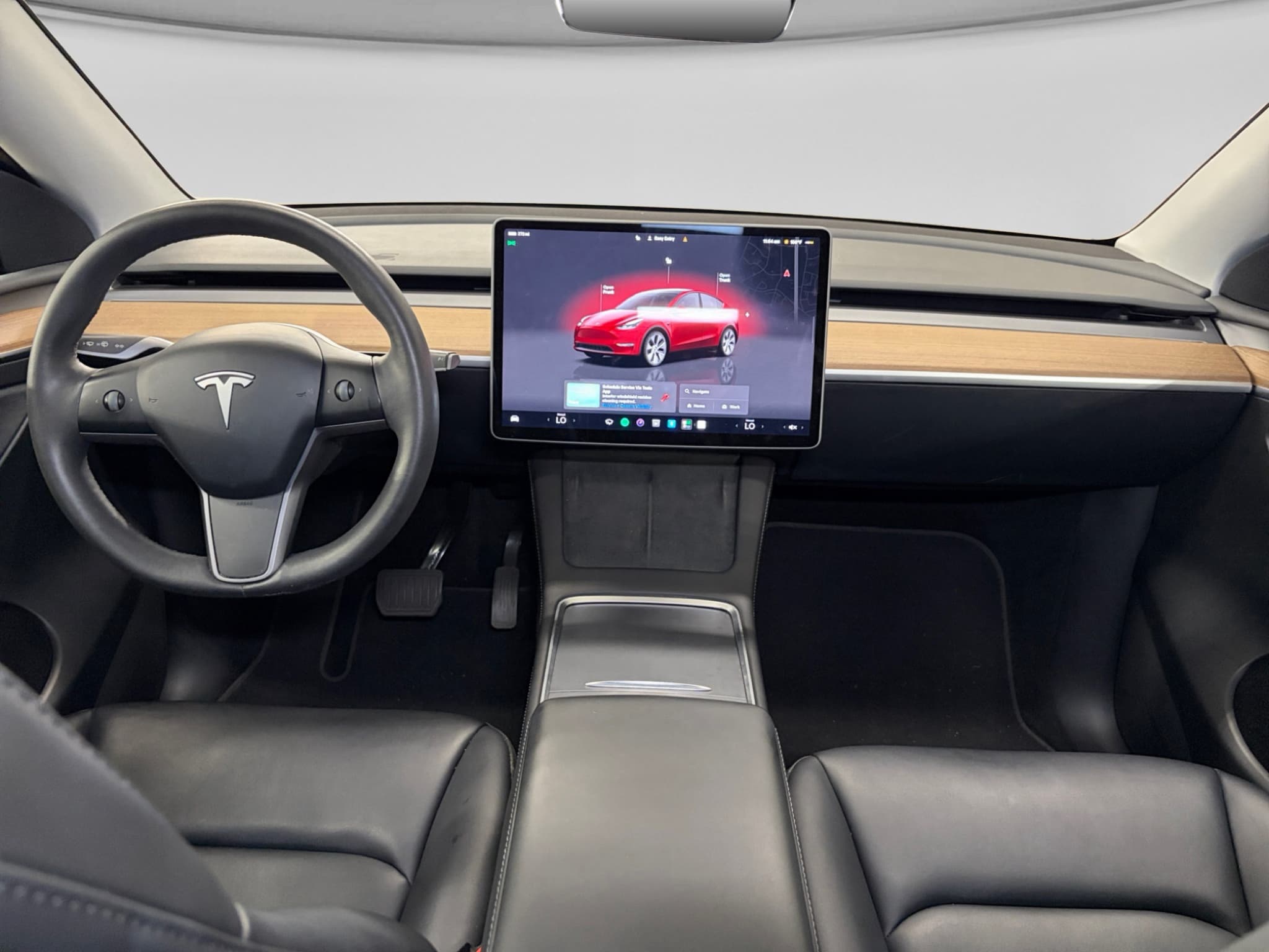 2023 Tesla Model Y view 16