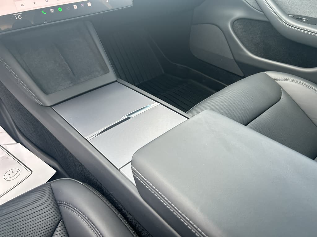 2025 Tesla Model 3 view 15